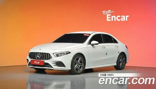 Mercedes-Benz A-Class 2021 — Photo 9/28