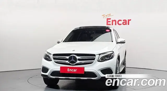 Mercedes-Benz GLC-Class 2019 — Photo 26/34