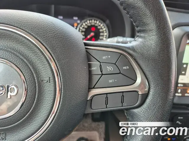 Jeep Renegade 2020 — Şəkil 16/20