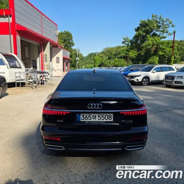 Audi A6 2021 — ფოტო 4/20