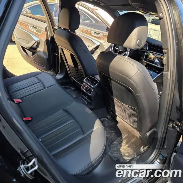 Audi A6 2021 — ფოტო 10/20