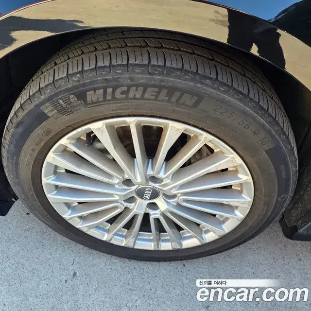 Audi A6 2021 — ფოტო 19/20