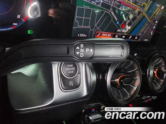 Mercedes-Benz GLB-Class 2023 — Photo 6/19