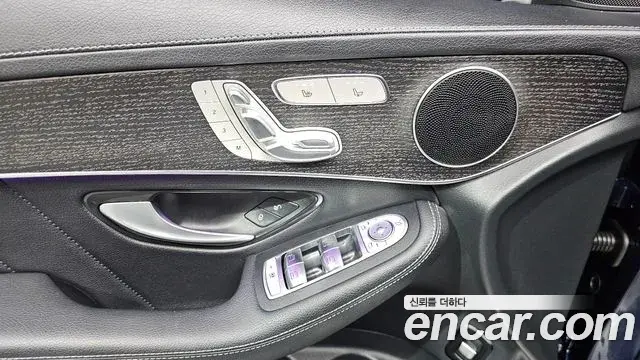 Mercedes-Benz GLC-Class 2023 — ფოტო 10/33
