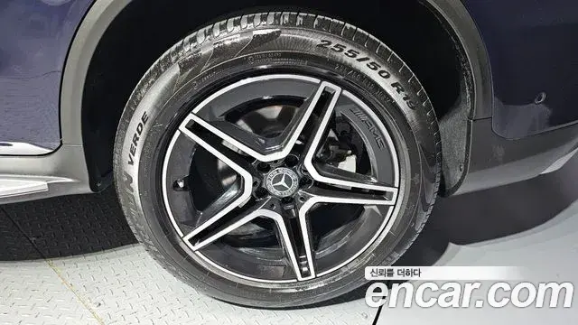 Mercedes-Benz GLC-Class 2023 — ფოტო 26/33