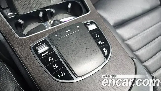 Mercedes-Benz GLC-Class 2023 — ფოტო 14/33