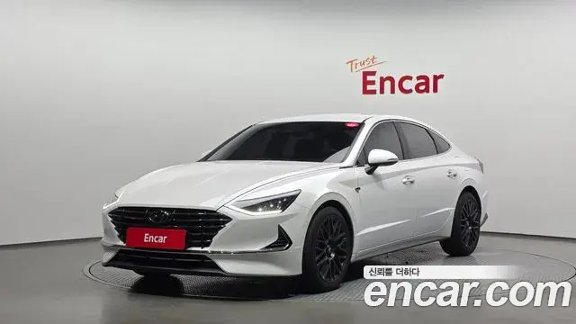 Hyundai Sonata Hybrid 2019 — Photo 10/20