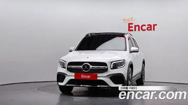 Mercedes-Benz GLB-Class 2023 — Фото 3/20