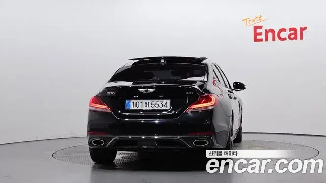 Genesis G70 2020 — Şəkil 10/20