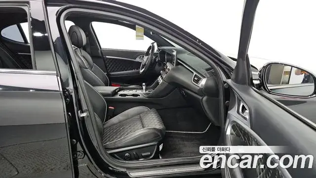 Genesis G70 2020 — Şəkil 13/20