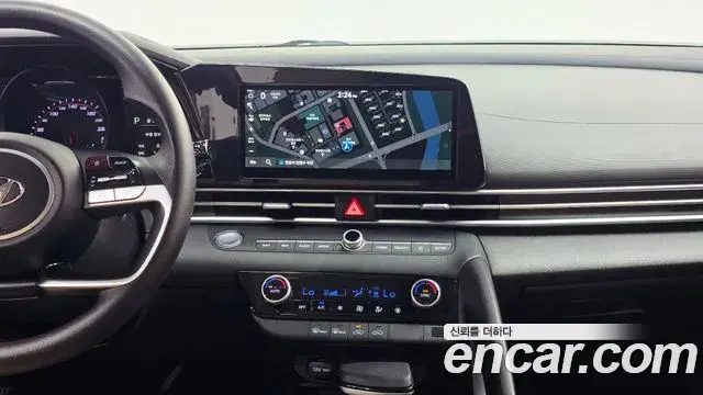Hyundai The New Avante Hybrid 2021 — Photo 28/31