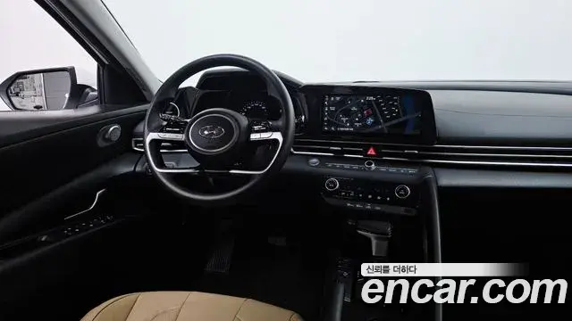 Hyundai The New Avante Hybrid 2021 — Photo 25/31