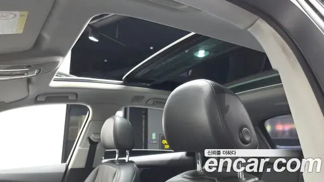 Audi Q7 2019 — Şəkil 10/34