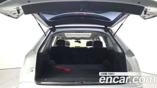 Audi Q7 2019 — Şəkil 7/34