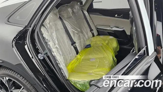 Kia K5 2026 — Photo 17/20