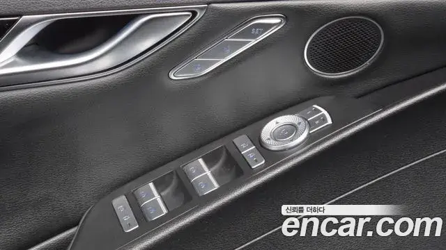 Genesis G80 2021 — ფოტო 24/32
