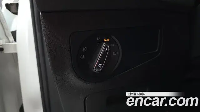 Volkswagen Tiguan 2020 — Şəkil 17/20