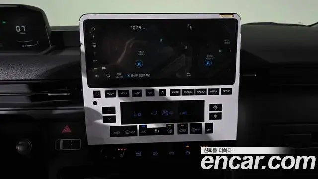 Hyundai Staria 2024 — Şəkil 11/30