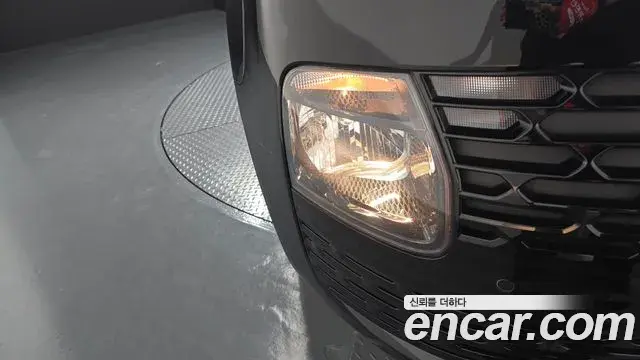 Hyundai Staria 2024 — Şəkil 1/30