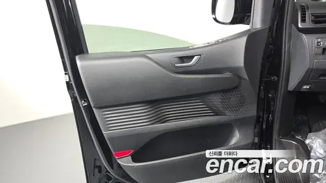 Hyundai Staria 2024 — Şəkil 29/30