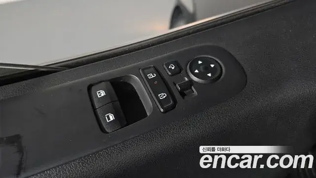 Hyundai Staria 2024 — Şəkil 12/30
