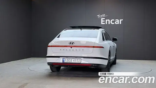 Hyundai Grandeur Hybrid 2023 — Şəkil 19/34