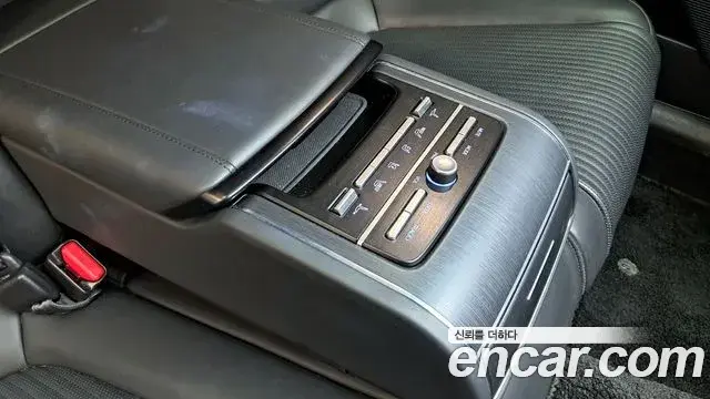 Hyundai Grandeur Hybrid 2023 — Şəkil 20/34