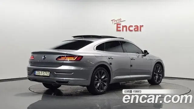 Volkswagen Arteon 2020 — Şəkil 15/20
