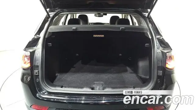 Jeep Compass 2018 — ფოტო 22/30