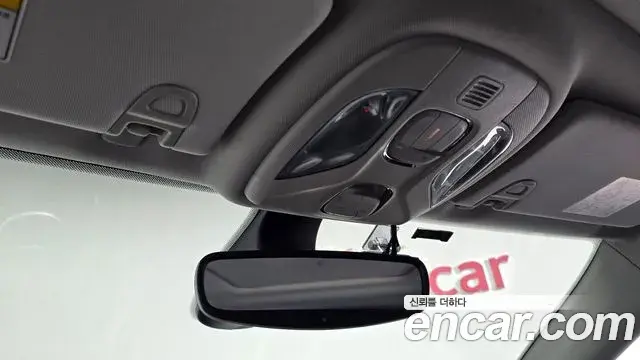Jeep Compass 2018 — ფოტო 23/30