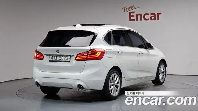 BMW 2 Series Active Tourer 2019 — Photo 15/31