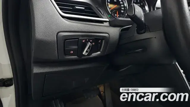 BMW 2 Series Active Tourer 2019 — Photo 14/31