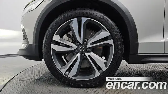 Volvo V60 Cross Country 2020 — ფოტო 32/38