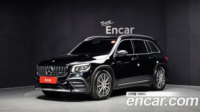 Mercedes-Benz GLB-Class 2021 — Photo 26/30