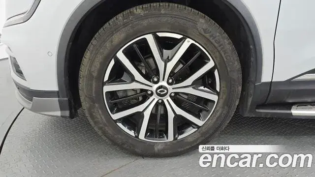 Renault Samsung QM6 2020 — ფოტო 18/36