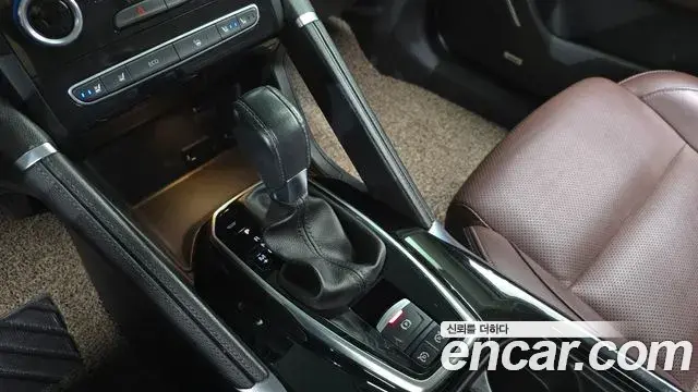 Renault Samsung QM6 2020 — ფოტო 30/36