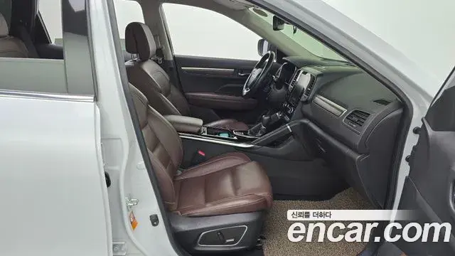 Renault Samsung QM6 2020 — ფოტო 13/36