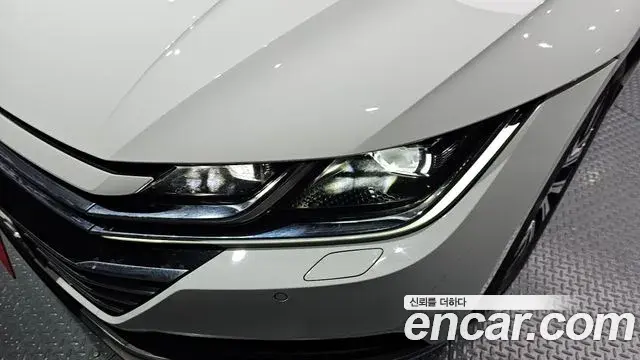 Volkswagen Arteon 2019 — Photo 13/33