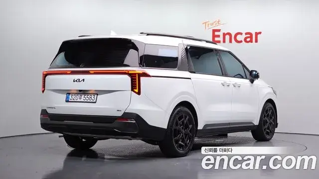 Kia Carnival 2025 — Şəkil 6/32