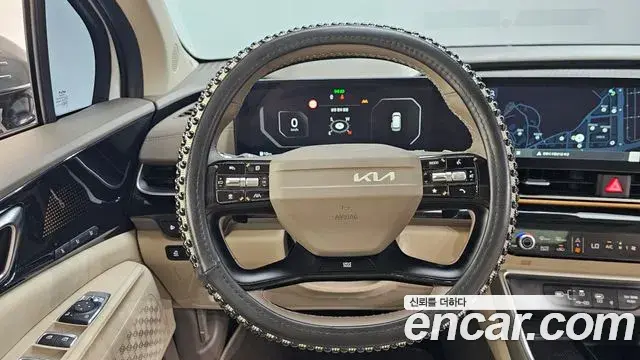 Kia Carnival 2025 — Şəkil 17/32
