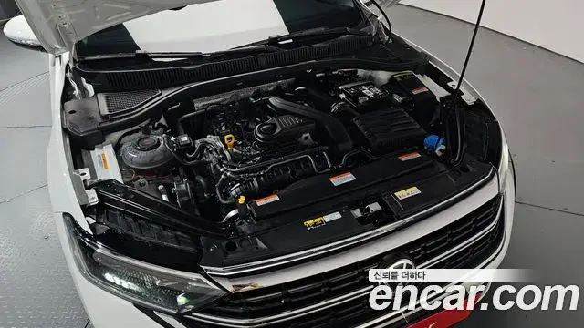 Volkswagen Jetta 2024 — ფოტო 9/36