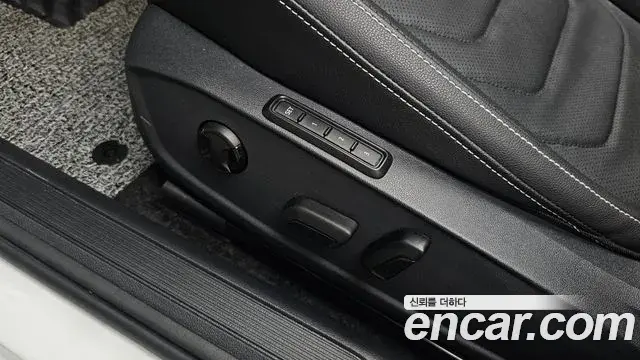Volkswagen Jetta 2024 — ფოტო 7/36