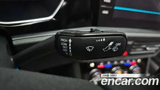 Volkswagen Jetta 2024 — ფოტო 24/36