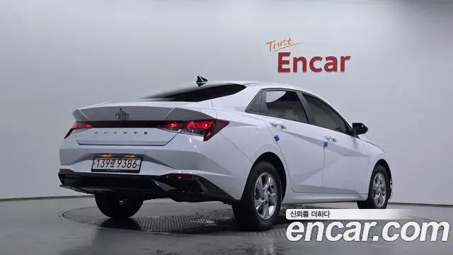 Hyundai Avante 2020 — Фото 2/20