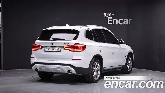 BMW X3 2018 — Фото 2/20