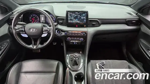 Hyundai Veloster 2019 — ფოტო 18/30