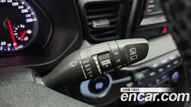 Hyundai Veloster 2019 — ფოტო 14/30