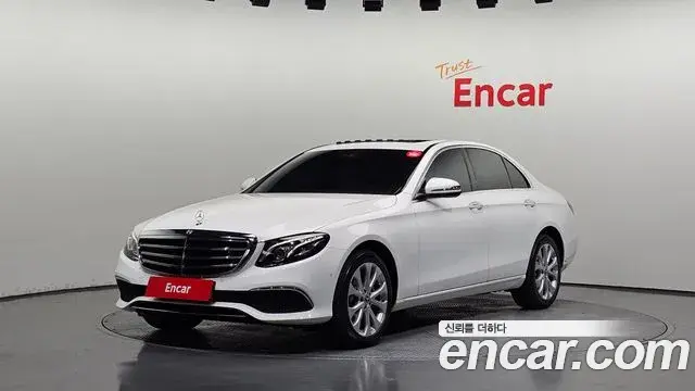 Mercedes-Benz E-Class 2020 — Şəkil 7/20
