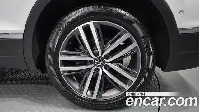 Volkswagen Tiguan Allspace 2023 — Şəkil 21/33