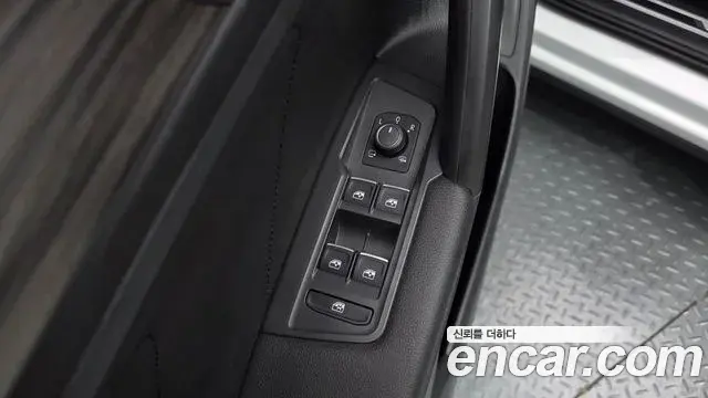 Volkswagen Tiguan Allspace 2023 — Şəkil 28/33